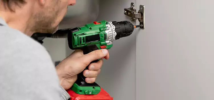 Commercial Door Hinge Repair Salinas
